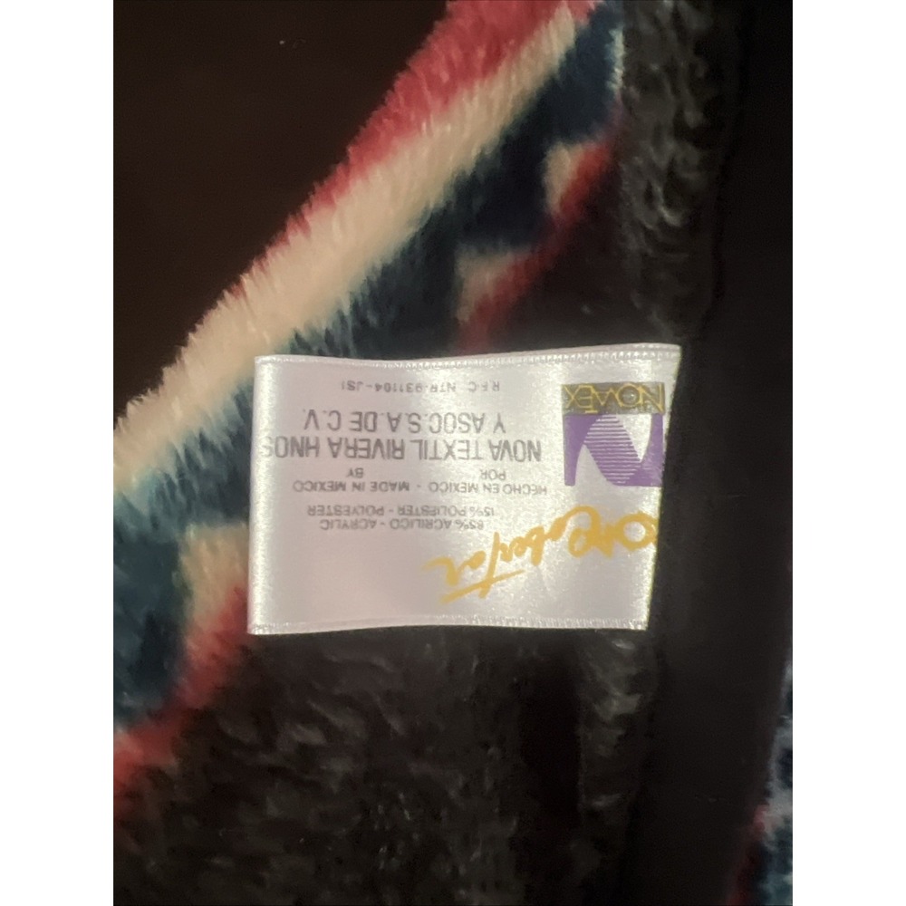 Vintage Novatex 60"‎ x 50" Wolf Acrylic Blend Fleece Blanket - Picture 4 of 6
